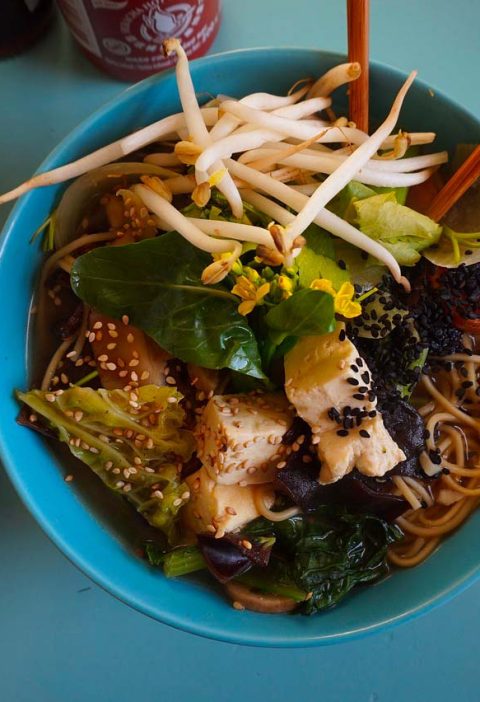 Soupe chinoise aux champignons noirs : une recette savoureuse et healthy !